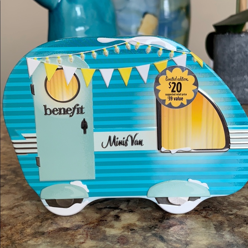 Minis Van (Benefit)